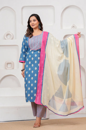 Woman in a blue Jaipur handblock printed cotton kurta with leaf motifs and a designer off-white dupatta with pink borders.