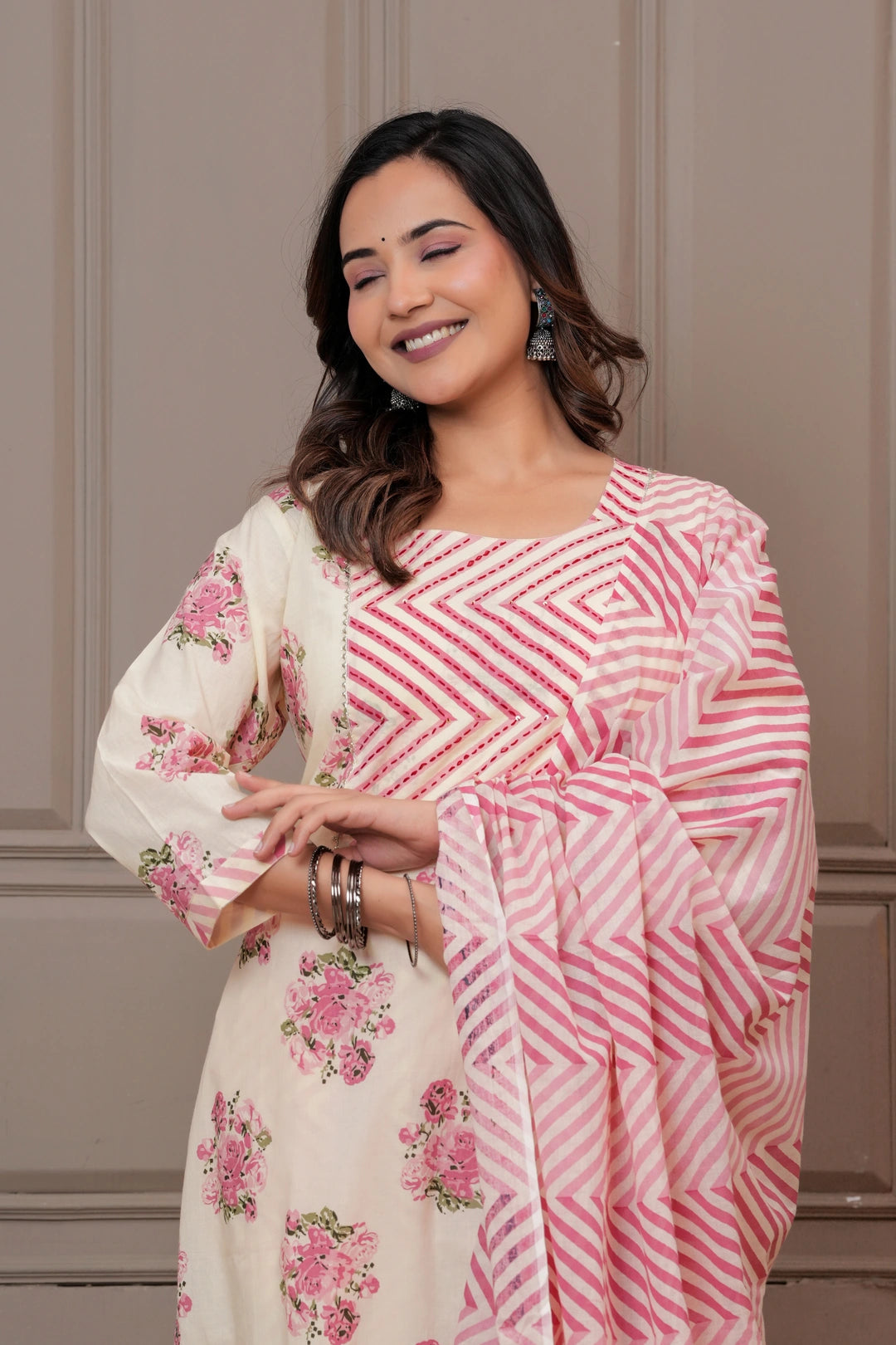 Blush Pink Buta Print Cotton Kurta Pant Set with Leheriya Mulmul Dupatta