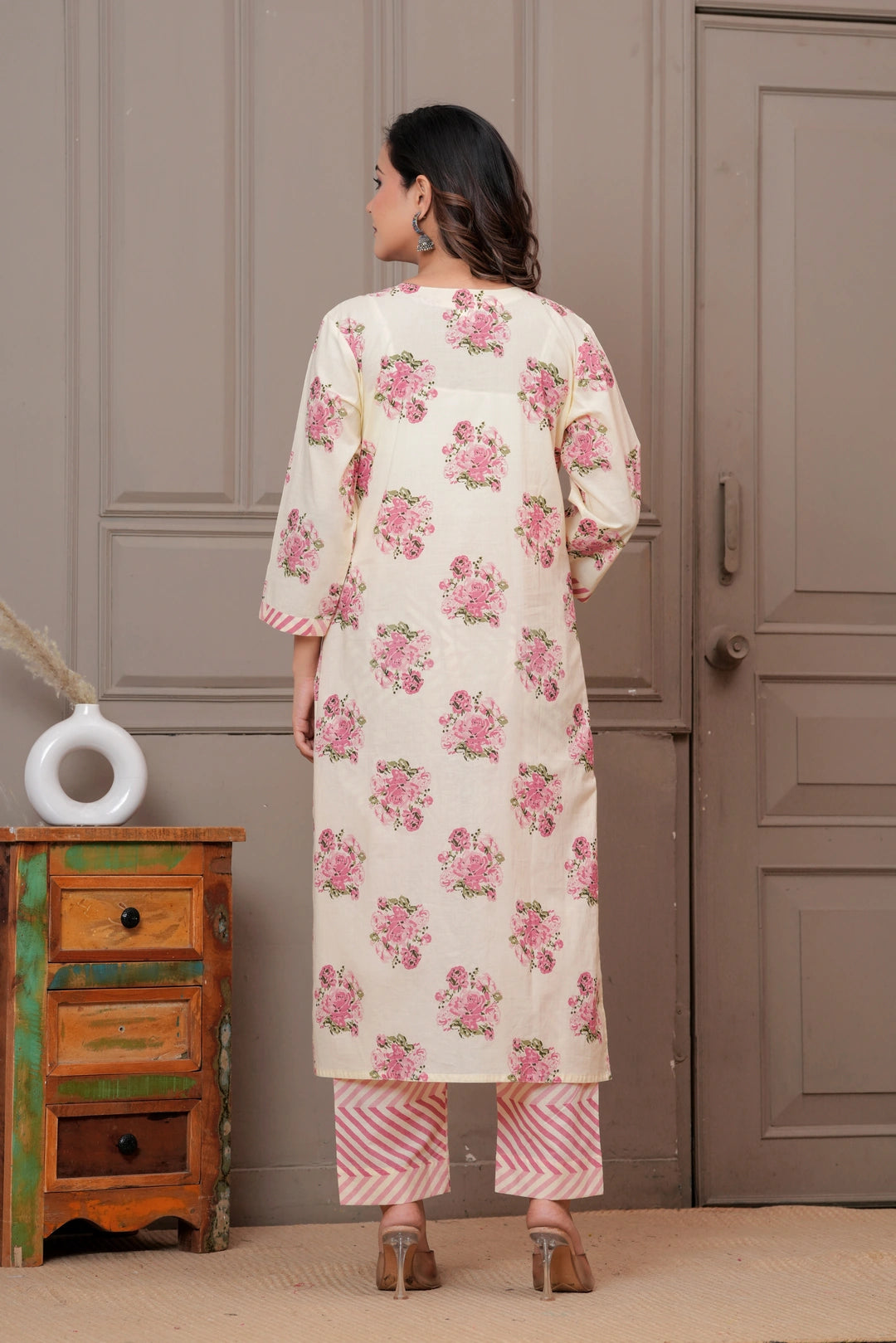 Blush Pink Buta Print Cotton Kurta Pant Set with Leheriya Mulmul Dupatta