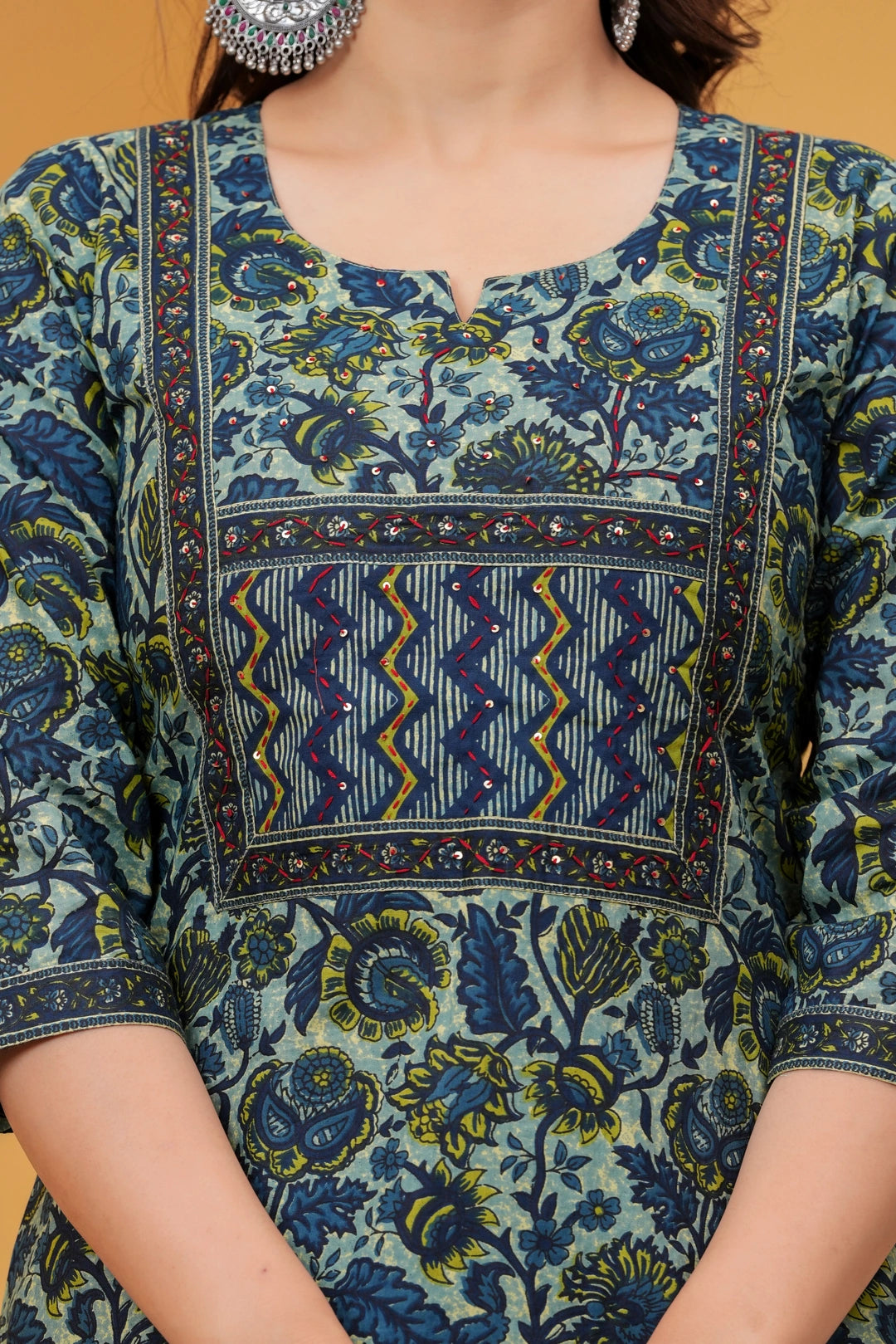 Navy Blue Floral Buti Print Cotton Kurta Pant Set with Malmal Dupatta