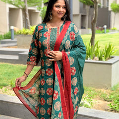 Green Jaipuri Buta Print Cotton Straight Kurta Set with Dupatta
