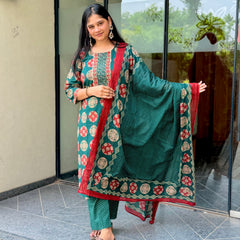 Green Jaipuri Buta Print Cotton Straight Kurta Set with Dupatta